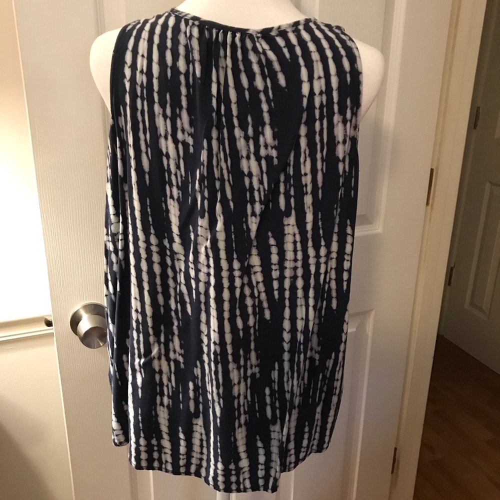 Sonoma Navy and White Women's Tank Top - Picture 3 of 5